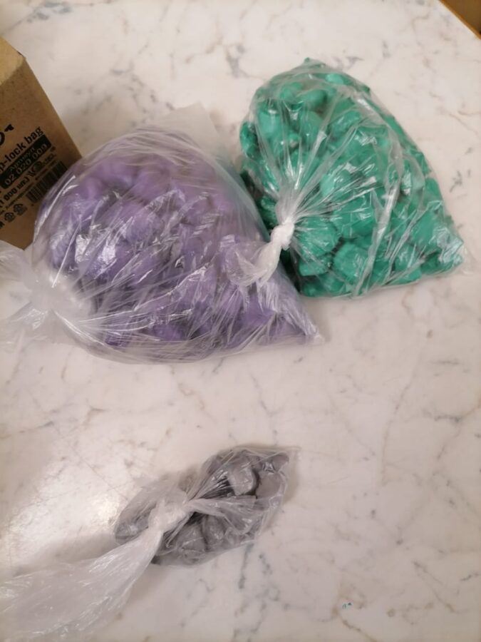 В Твери транспортные полицейские задержали ОПГ, которая занималась сбытом наркотиков