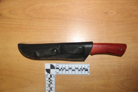 В Твери задержали мужчину, продававшего охотничий нож