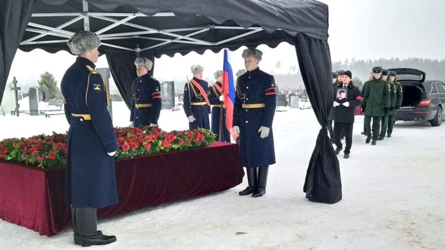 В Твери похоронили 24-летнего героя Романа Казанцева