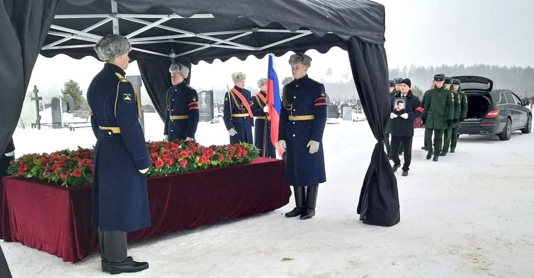 В Твери похоронили 24-летнего героя Романа Казанцева