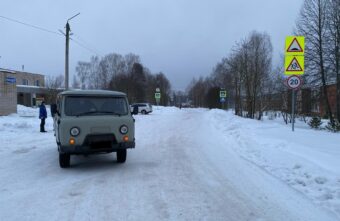 70-летняя женщина попала под колёса УАЗа в Тверской области 70-летняя женщина попала под колёса УАЗа в Тверской области