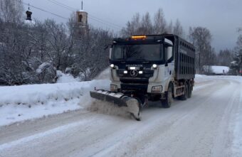 362 единицы техники вышли на расчистку дорог Тверской области 362 единицы техники вышли на расчистку дорог Тверской области