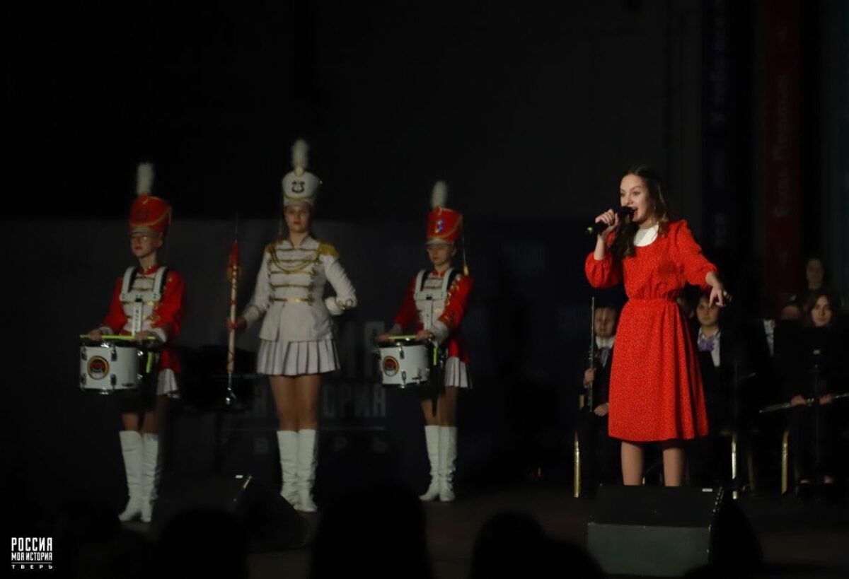 В Твери представили спектакль по творчеству Иосифа Кобзона