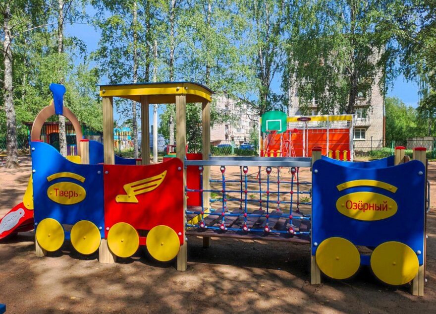 Новые игровые площадки появятся в 29 детских садах Тверской области