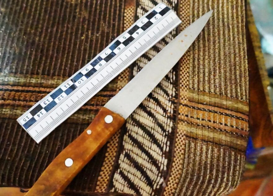 В Тверской области мужчина жестоко зарезал свою знакомую