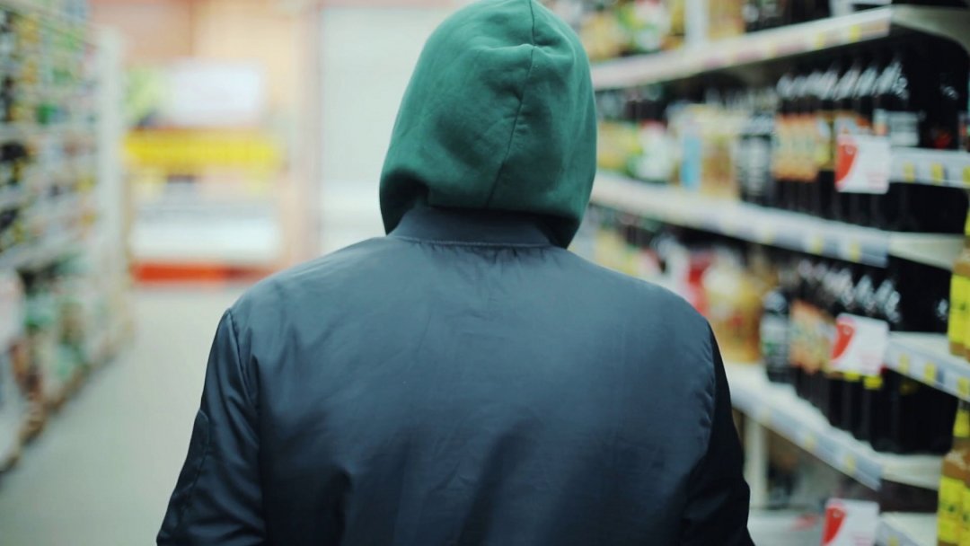 За кражу творожных сырков житель Твери может сесть на два года