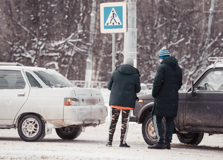 Юрист рассказал, как мошенники могут лишить водителя страховых выплат по ОСАГО