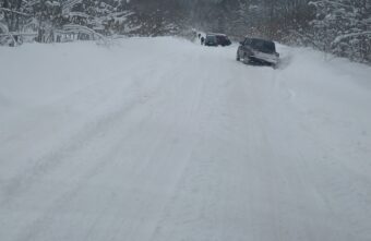 Водители в Тверской области не по своей воле устроили опасную игру