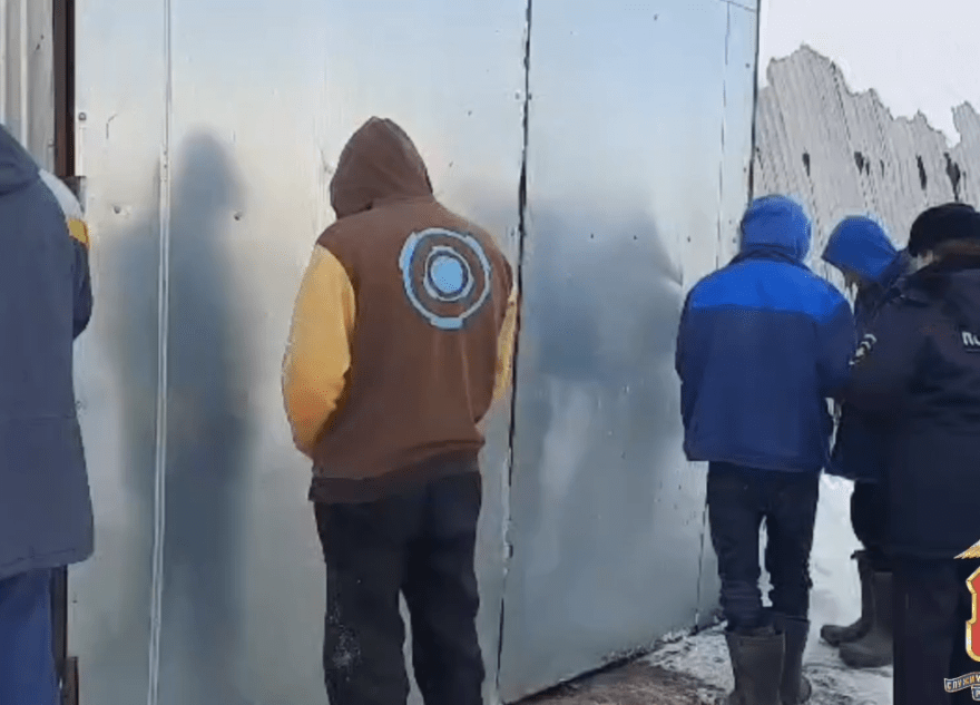 На тверских складах незаконно трудились иностранцы