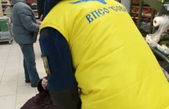 В Тверской области волонтеры второй раз спасли больную бабушку В Тверской области волонтеры второй раз спасли больную бабушку