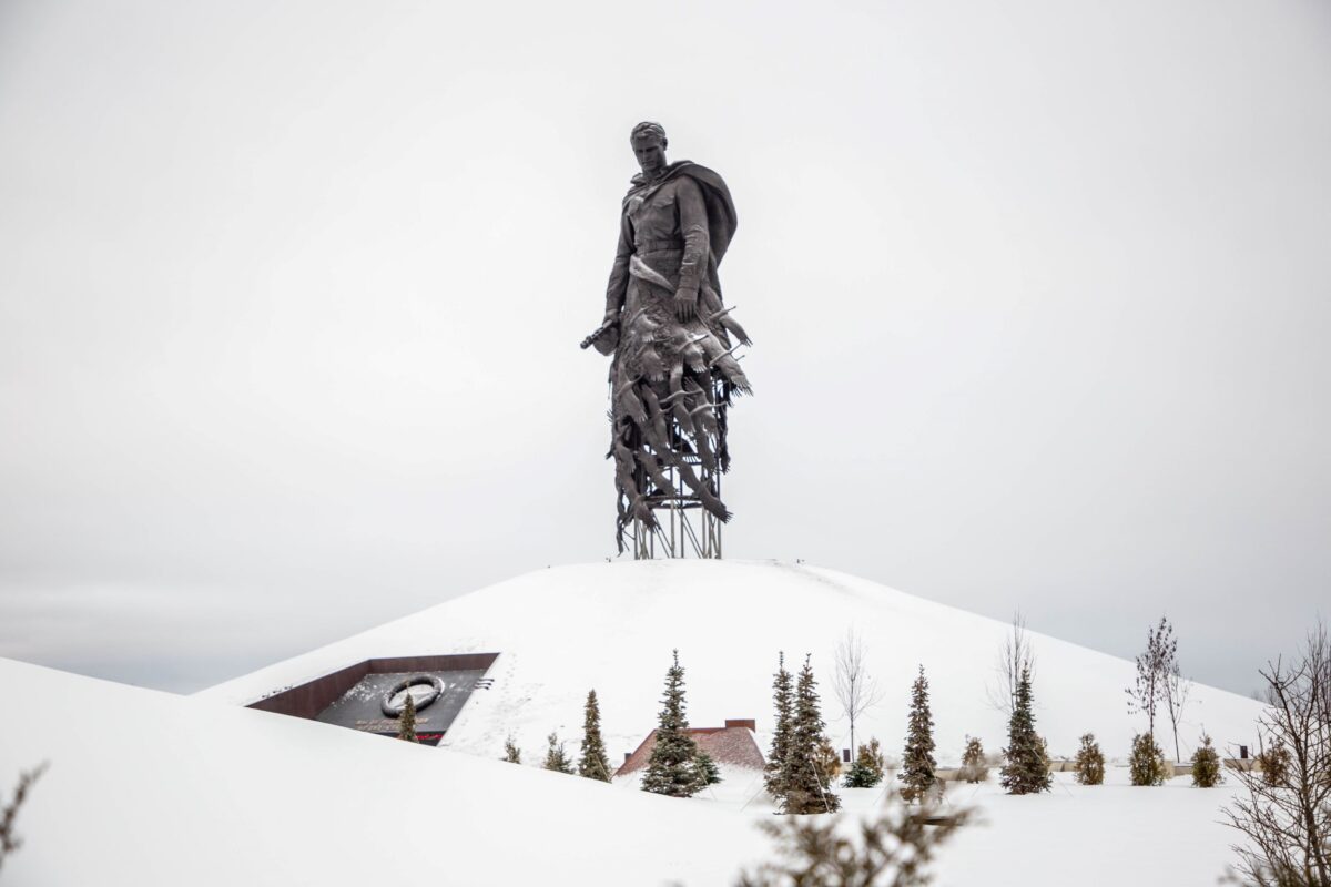 23 февраля вход на Ржевский мемориал Советскому солдату будет бесплатным для мужчин