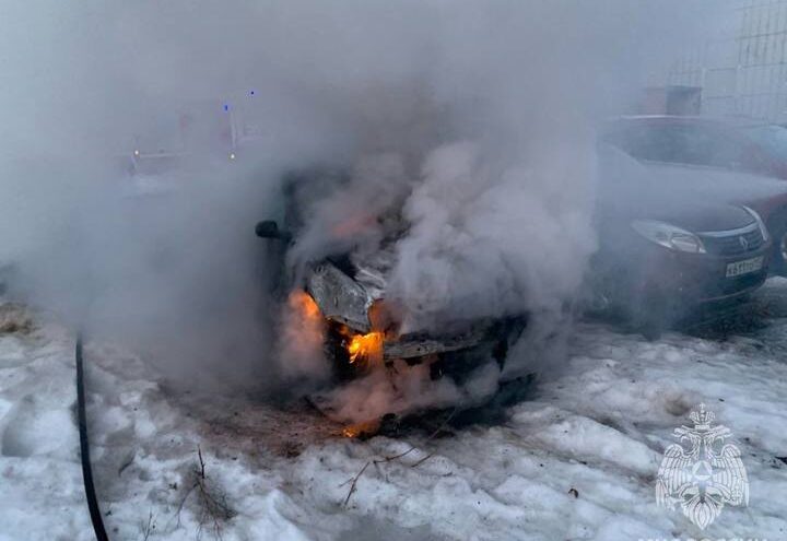 Утром в Тверской области сгорел автомобиль