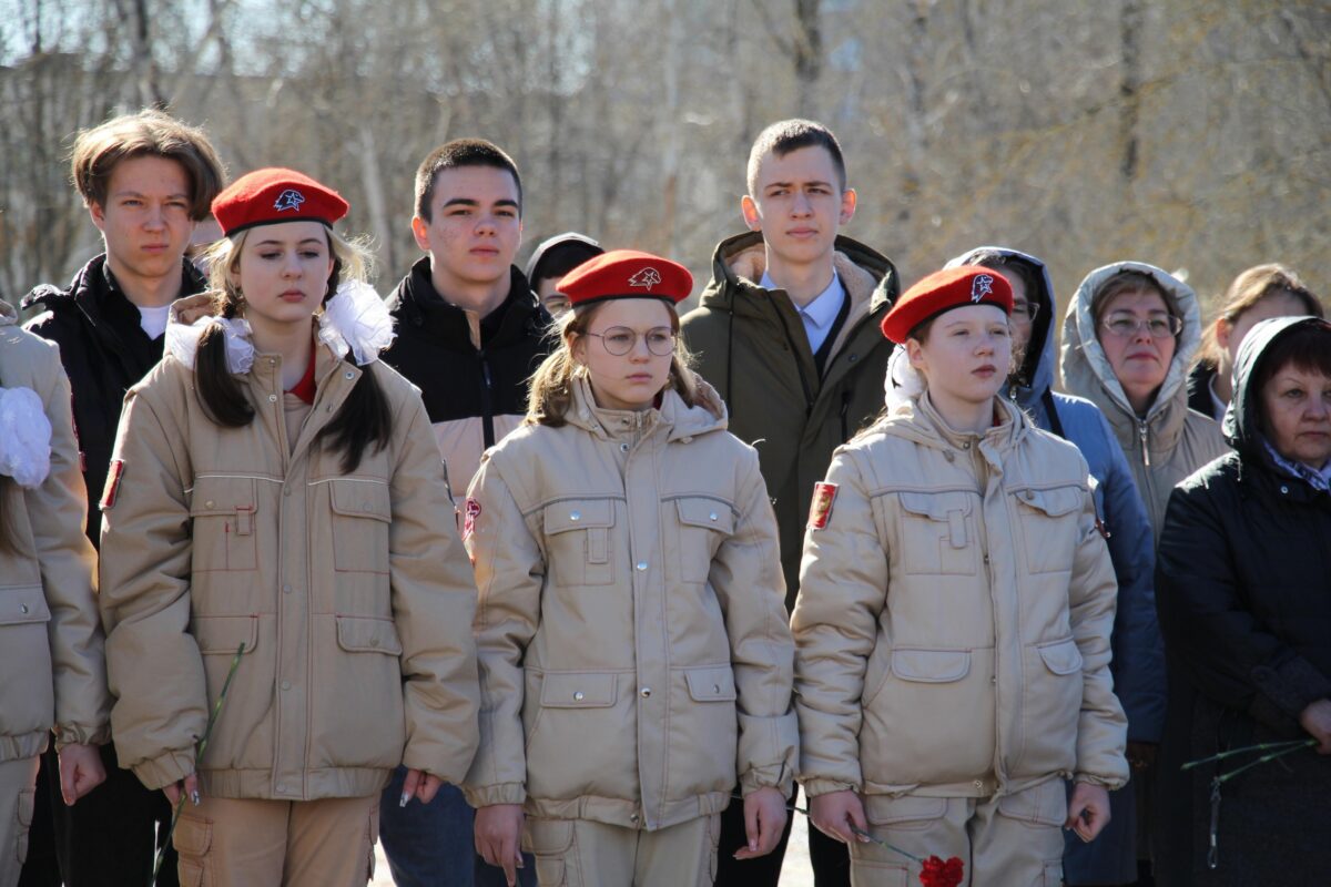 В Тверской области открыли мемориальную доску в память о герое СВО