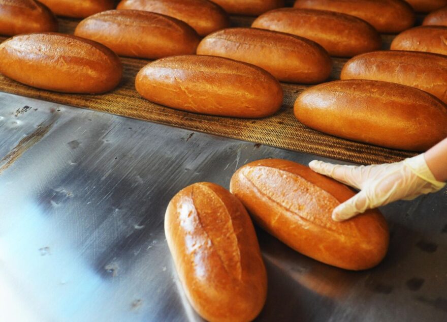 Врач назвал болезни из-за употребления белого хлеба