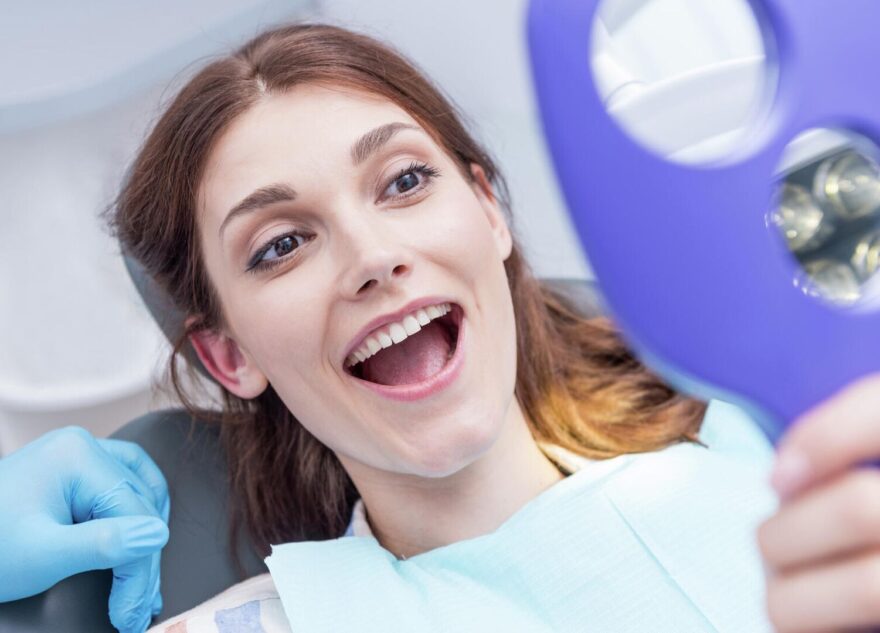 Врач рассказала, какие зубы нужно срочно удалять