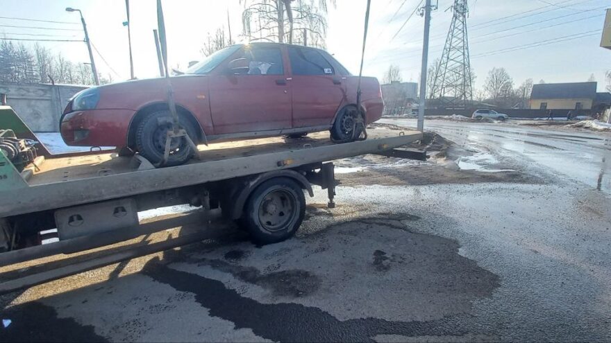 4 водителей без прав поймали за неделю в Твери