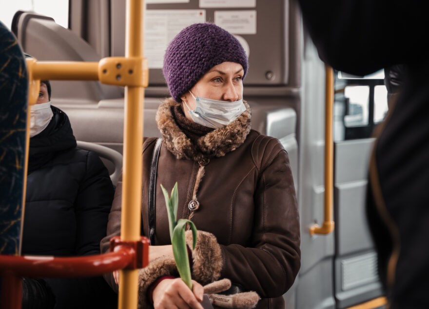 Игорь Руденя поздравил жительниц Тверской области с наступающим праздником