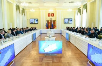 Игорь Руденя провёл расширенное заседание Антитеррористической комиссии в Тверской области Игорь Руденя провёл расширенное заседание Антитеррористической комиссии в Тверской области