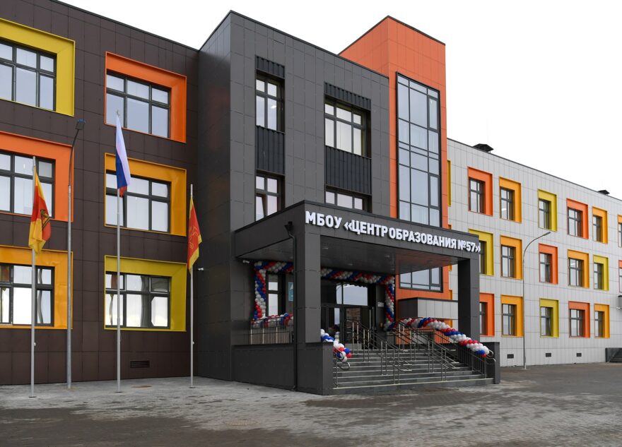 Вячеслав Володин и Игорь Руденя посетили в Твери новые школу и поликлинику