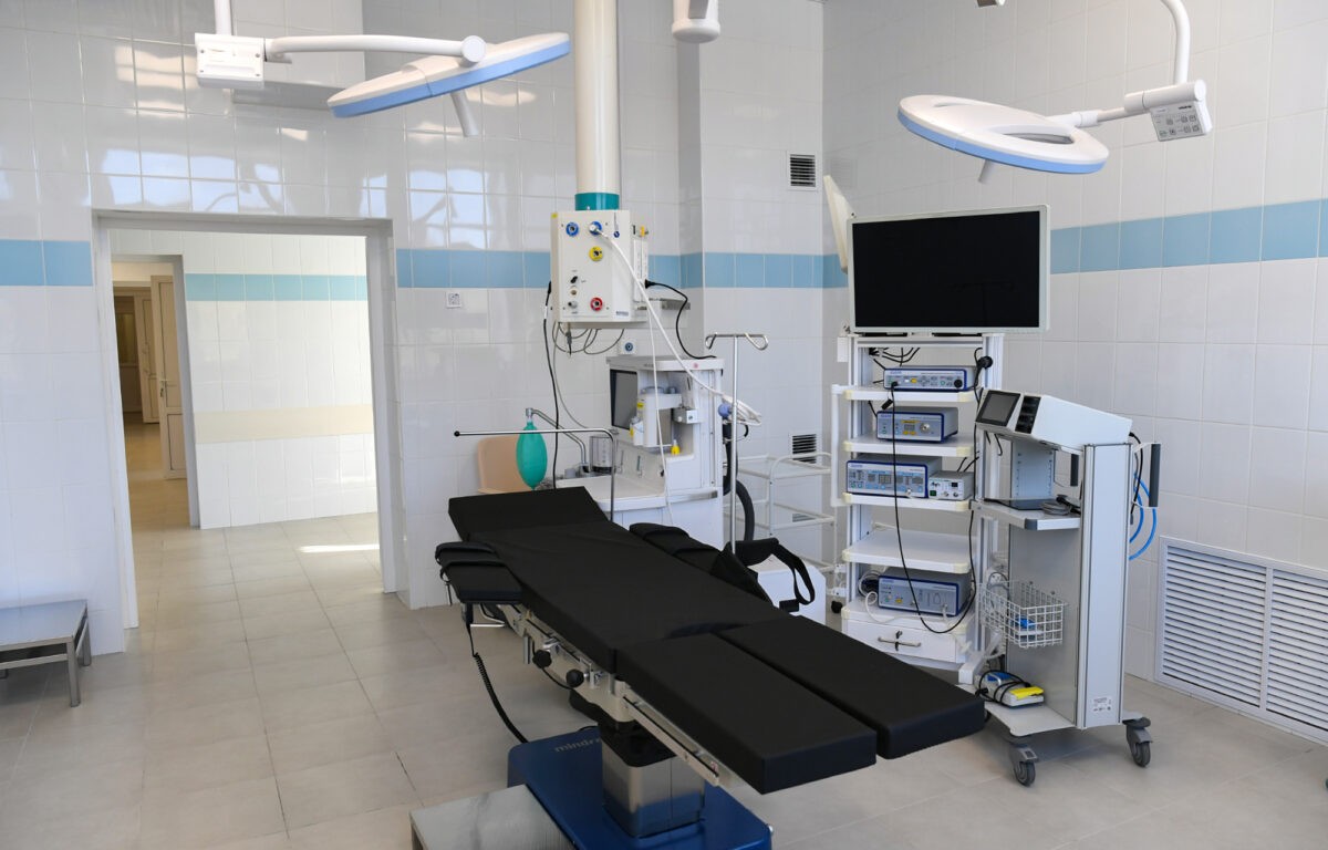 Игорь Руденя посетил отремонтированные подразделения городской больницы №6 Твери