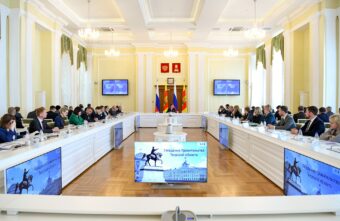 Губернатор Игорь Руденя поставил задачи по формированию комфортной городской среды в Тверской области Губернатор Игорь Руденя поставил задачи по формированию комфортной городской среды в Тверской области