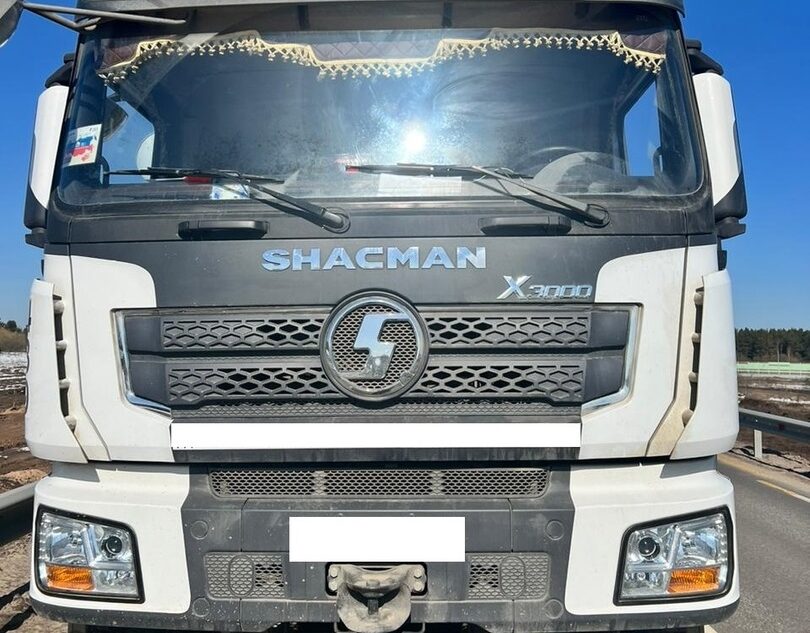 Пешеход попал под колёса самосвала на дороге под Тверью