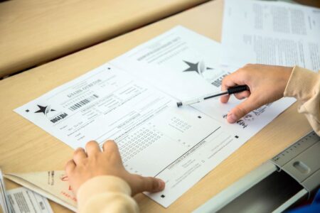 В России хотят отменить обязательную сдачу ЕГЭ В России хотят отменить обязательную сдачу ЕГЭ