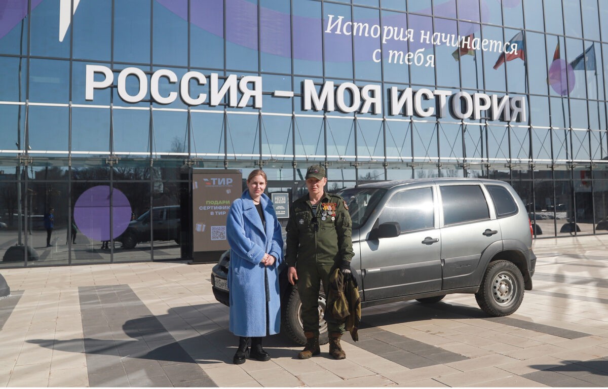 Участникам спецоперации из Тверской области передали автомобиль для выполнения боевых задач