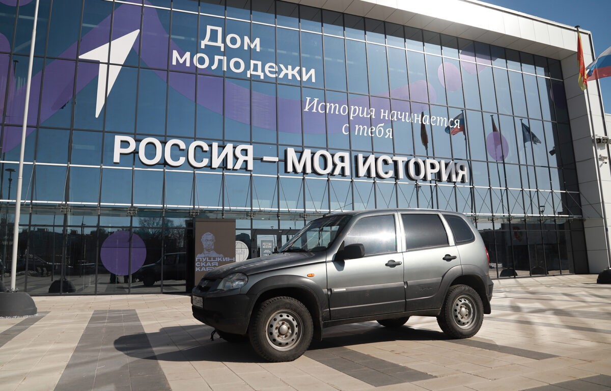 Участникам спецоперации из Тверской области передали автомобиль для выполнения боевых задач