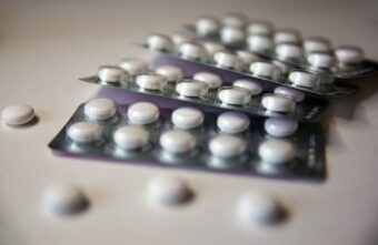 В Тверской области девочку-инвалида обеспечили льготными лекарствами В Тверской области девочку-инвалида обеспечили льготными лекарствами