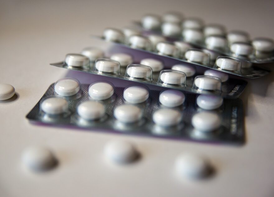 В Тверской области девочку-инвалида обеспечили льготными лекарствами