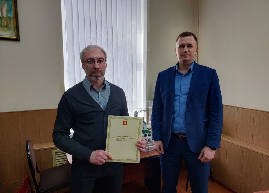 В Тверской области мужчина реанимировал умирающего коллегу В Тверской области мужчина реанимировал умирающего коллегу