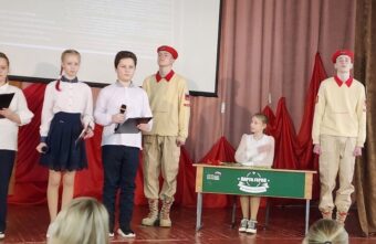 В Тверской области открыли в память о бойце СВО открыли "Парту Героя" В Тверской области открыли в память о бойце СВО открыли "Парту Героя"