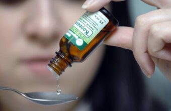 Россияне стали намного реже употреблять корвалол Россияне стали намного реже употреблять корвалол