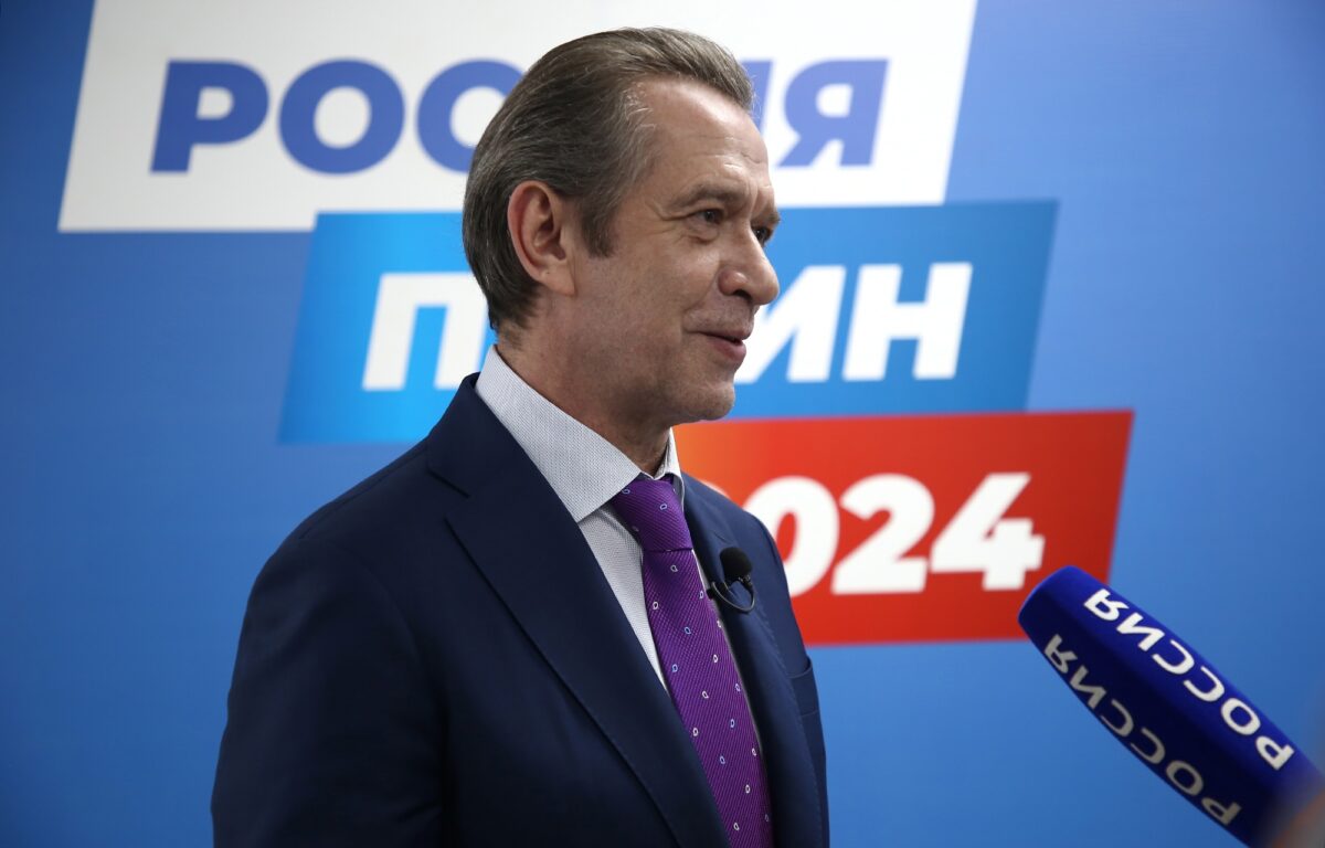 В Региональном избирательном штабе в Твери прошла встреча активистов с Владимиром Машковым