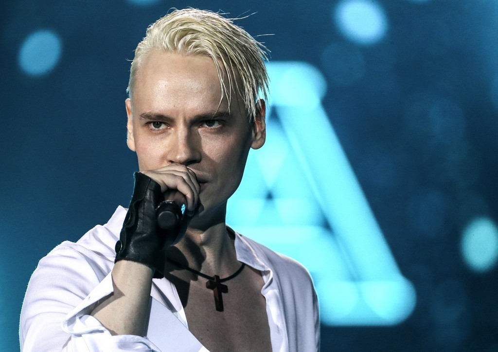 Песни Шамана, Газманова и Расторгуева будут петь на уроках в школах  