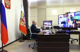 Владимир Путин дал старт проекту по строительству высокоскоростной железнодорожной магистрали «Москва-Санкт-Петербург» Владимир Путин дал старт проекту по строительству высокоскоростной железнодорожной магистрали «Москва-Санкт-Петербург»