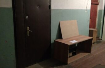 В Твери ищут хозяйку комнаты, в которой заперли кошку В Твери ищут хозяйку комнаты, в которой заперли кошку