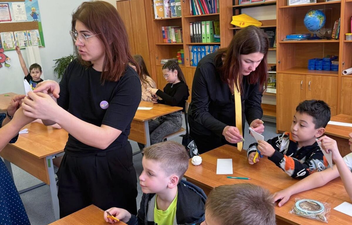 Жители Тверской области участвуют в акциях памяти жертв теракта в «Крокус Сити Холле»
