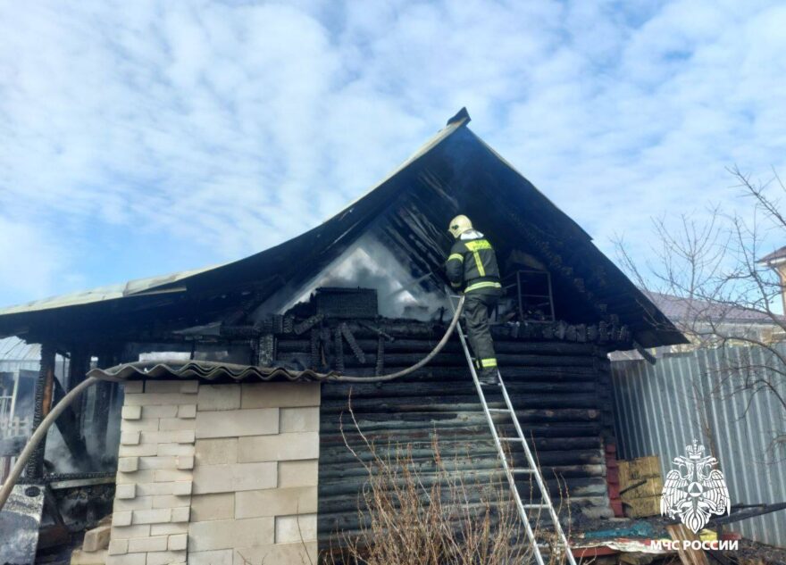 В Заволжском районе Твери сгорела баня