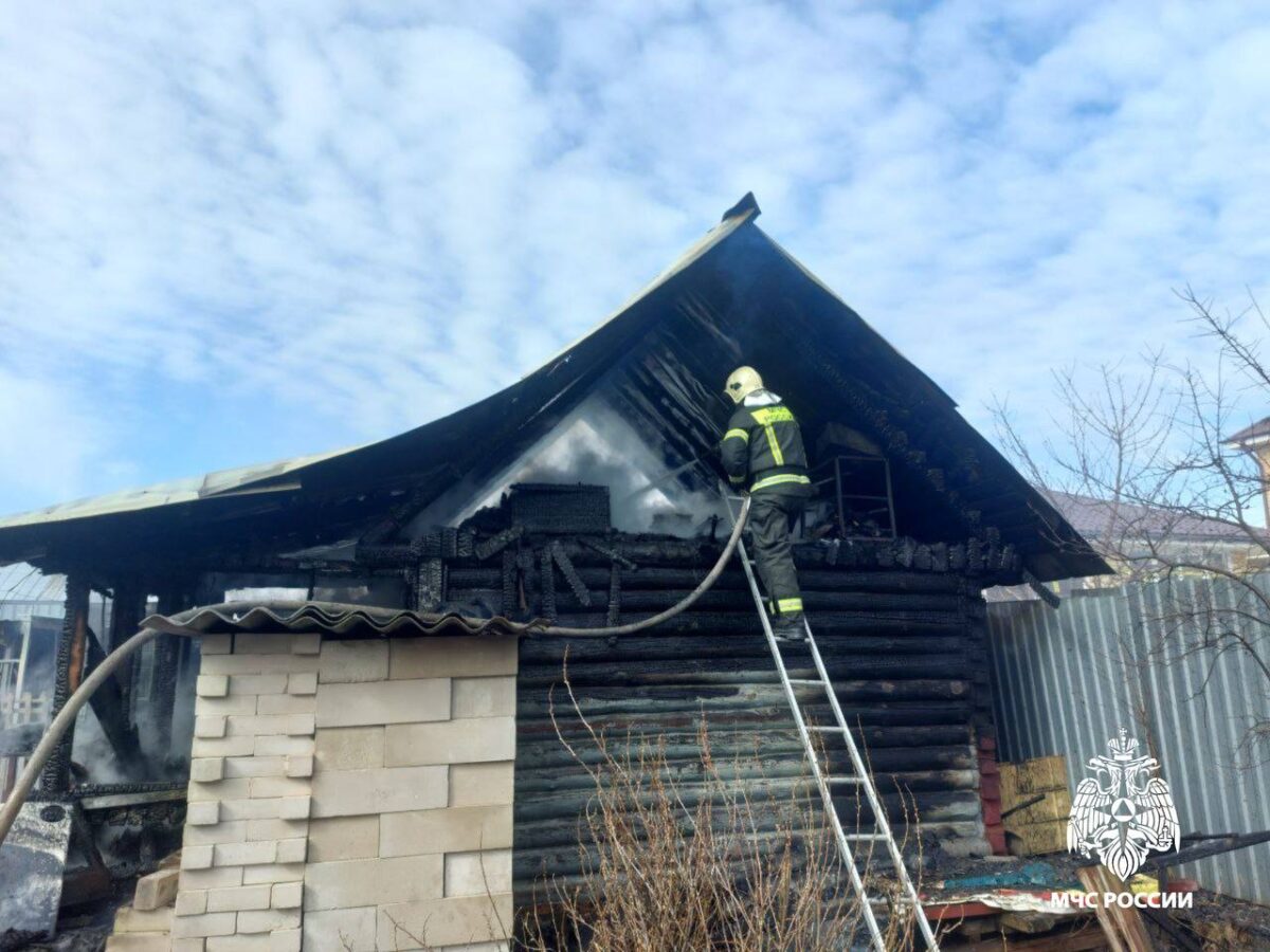 В Заволжском районе Твери сгорела баня
