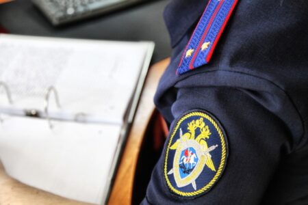 В Тверской области мать через посредника бросила новорожденную дочь в подъезде чужого города