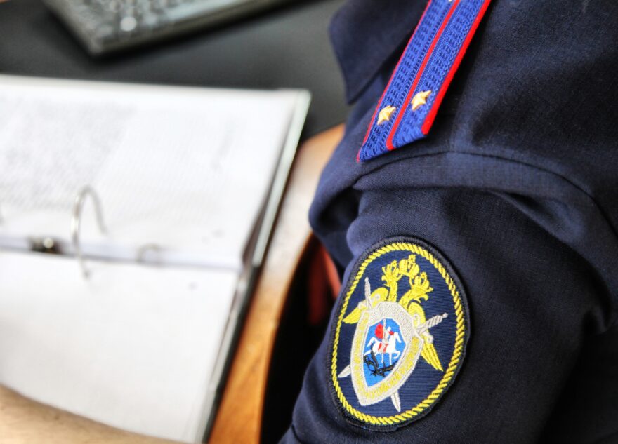 В Тверской области мать через посредника бросила новорожденную дочь в подъезде чужого города