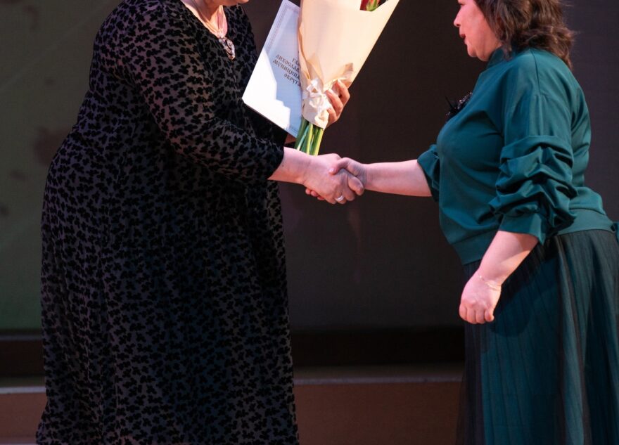 Казачий ансамбль поздравил жительниц Лихославльского округа с 8 марта