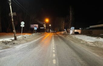 В Тверской области водитель сбил пешехода и покинул место ДТП