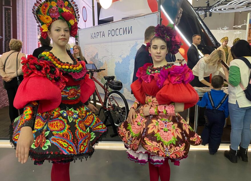 Мастерицы Тверской области представили регион на Всероссийском женском форуме Мастерицы Тверской области представили регион на Всероссийском женском форуме