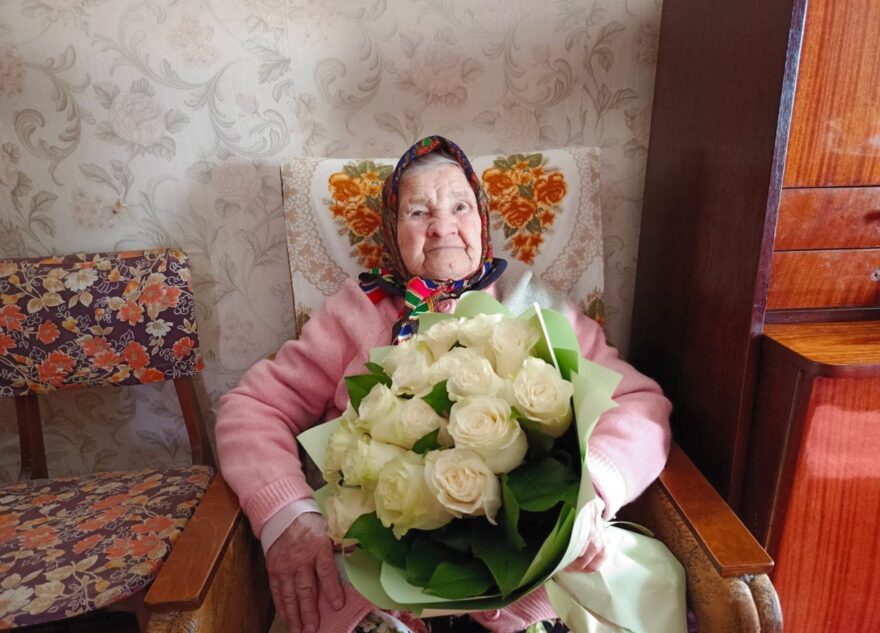 Труженица тыла Антонина Шипунова отмечает вековой юбилей