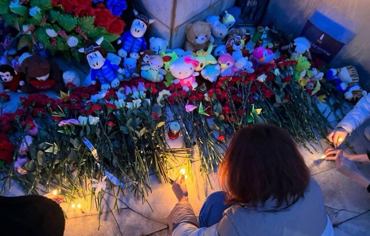 В Тверской области проходят акции в память о жертвах трагедии в «Крокус Сити Холле»