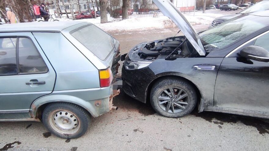 В Твери пьяный водитель устроил ДТП из трех машин