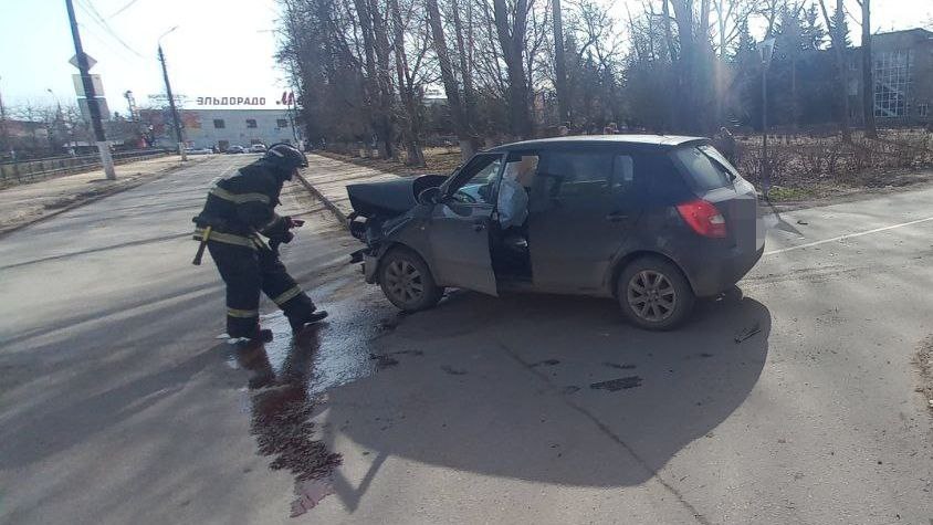 Молодая женщина пострадала при ДТП в Твери